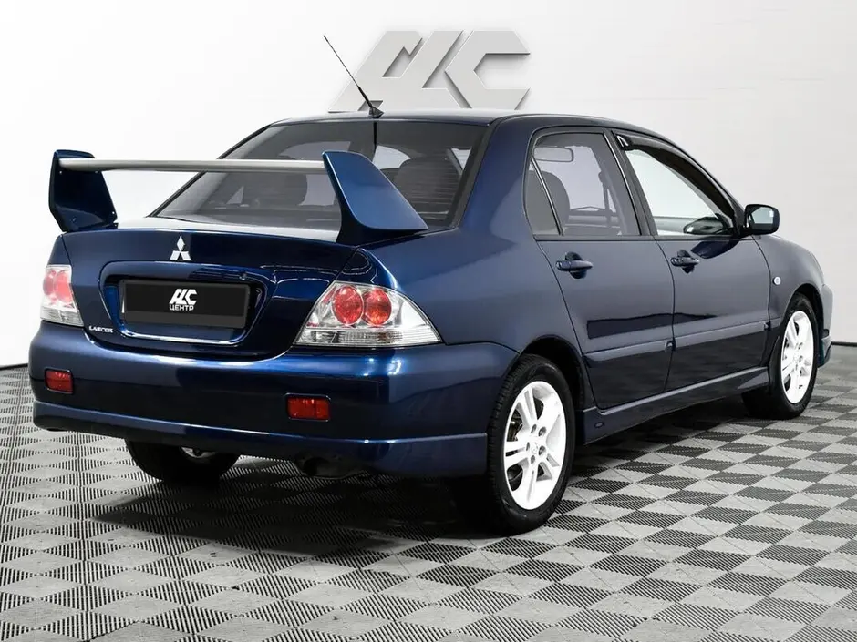 Mitsubishi Lancer