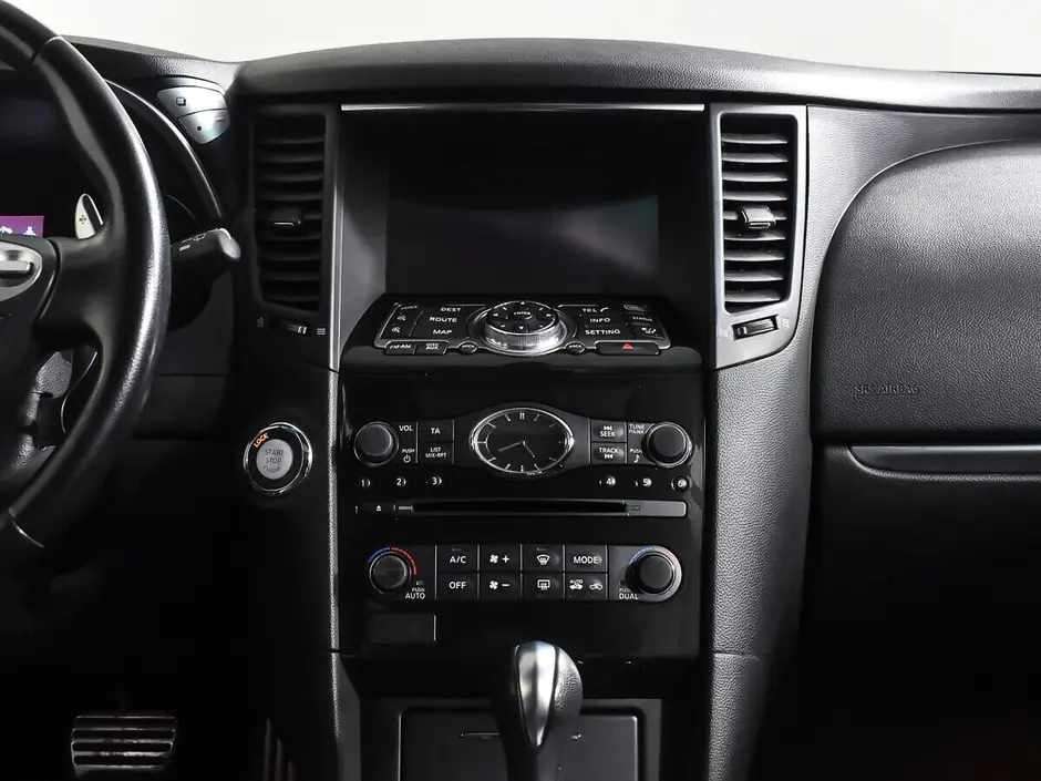 Infiniti QX70