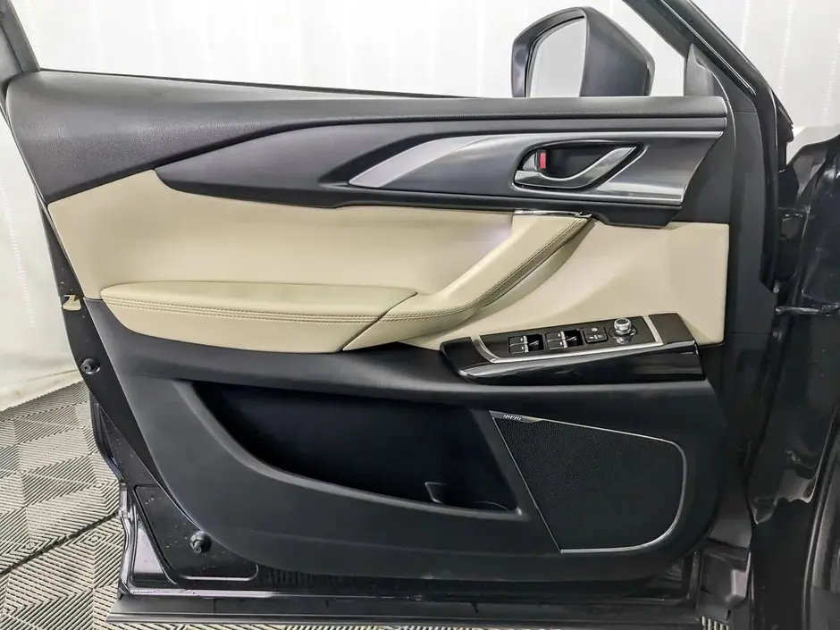 Mazda CX-9