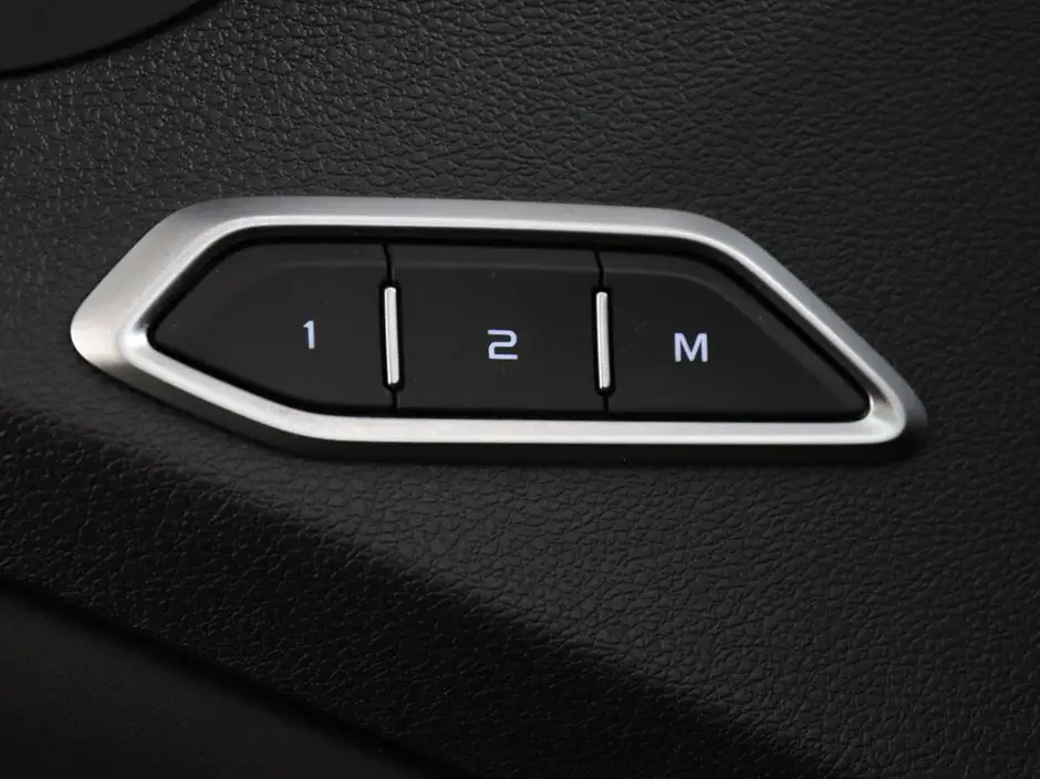 Geely Tugella