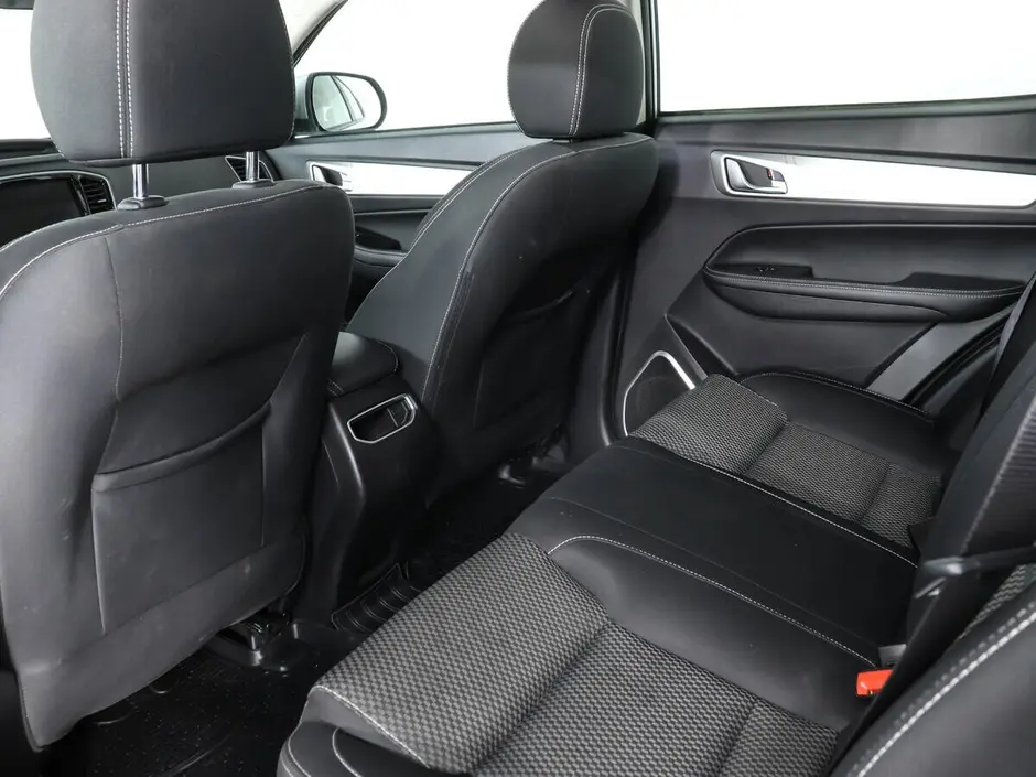 Geely Emgrand X7