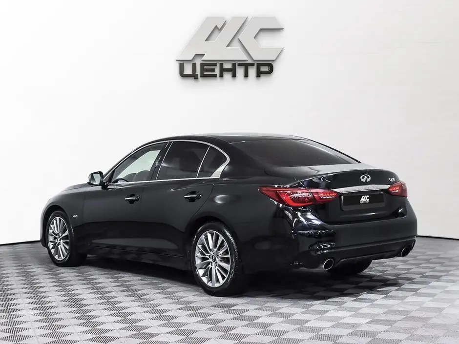 Infiniti Q50