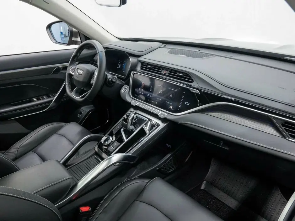 Geely Atlas Pro