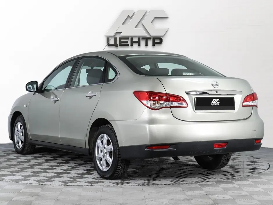 Nissan Almera