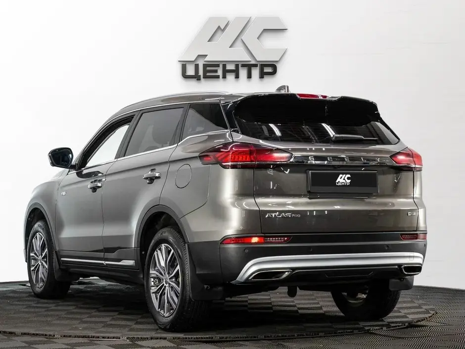 Geely Atlas Pro