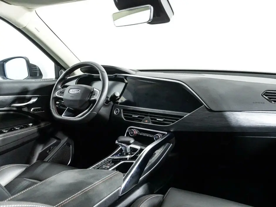 Geely Tugella