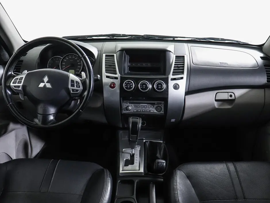 Mitsubishi Pajero Sport