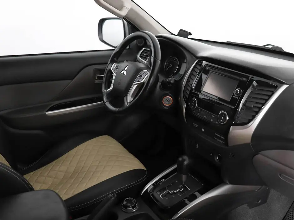 Mitsubishi L200