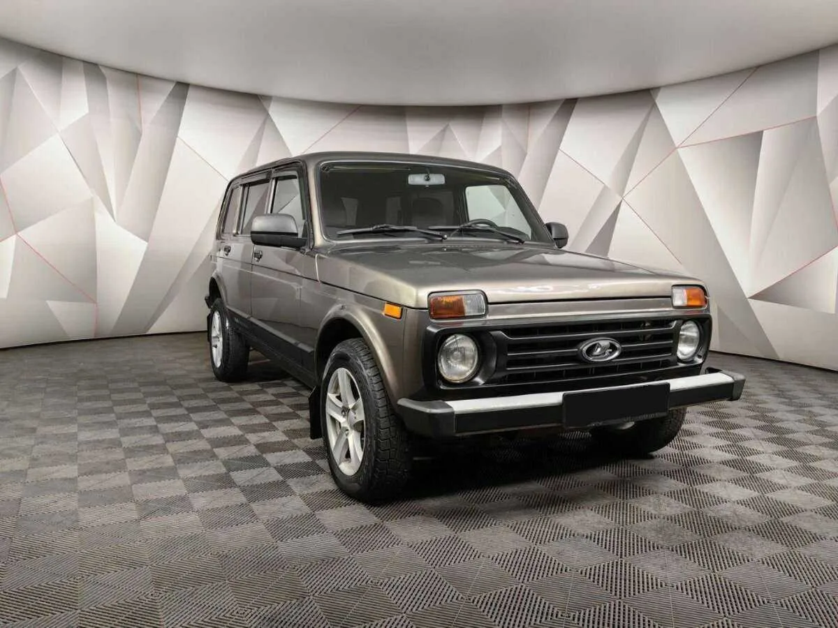 LADA (ВАЗ) 2131 (4x4)