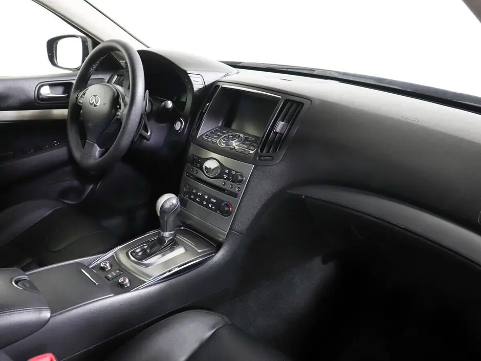 Infiniti G