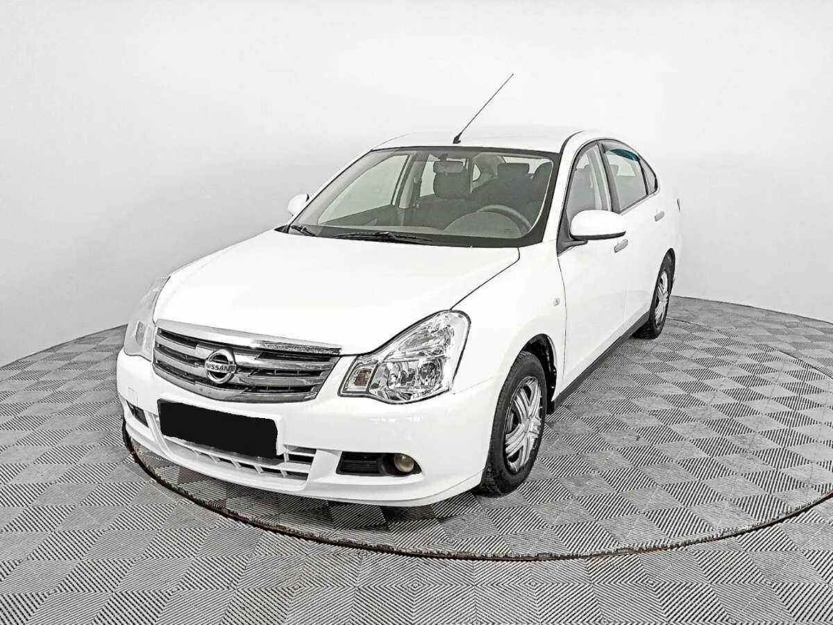 Nissan Almera