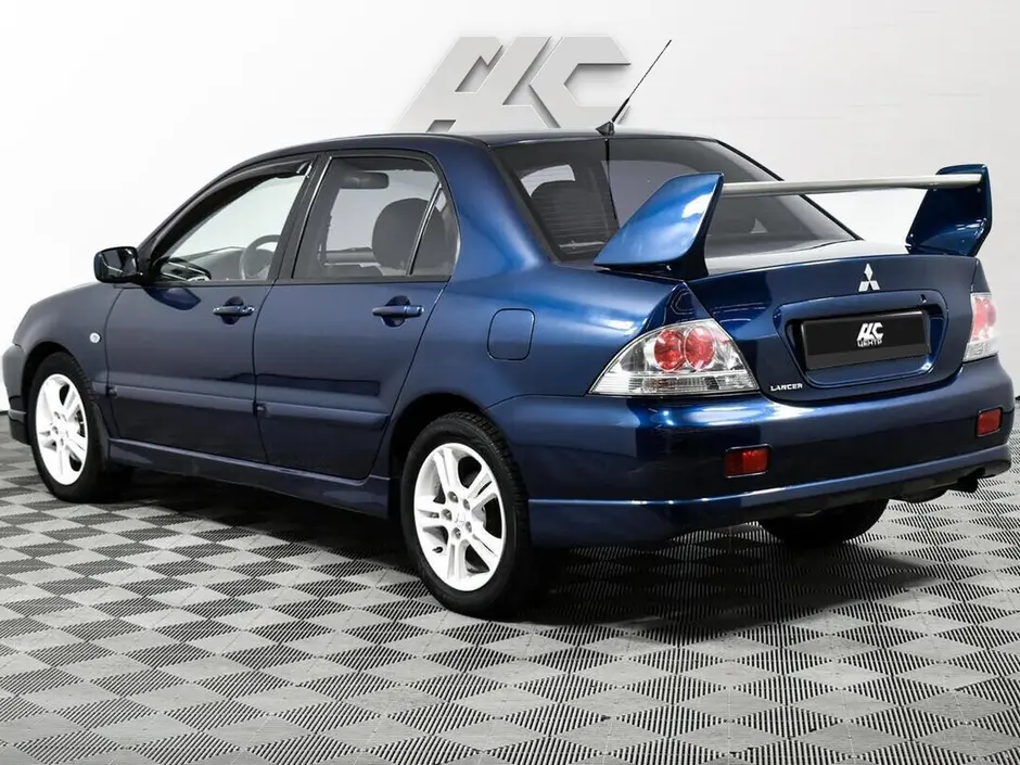 Mitsubishi Lancer