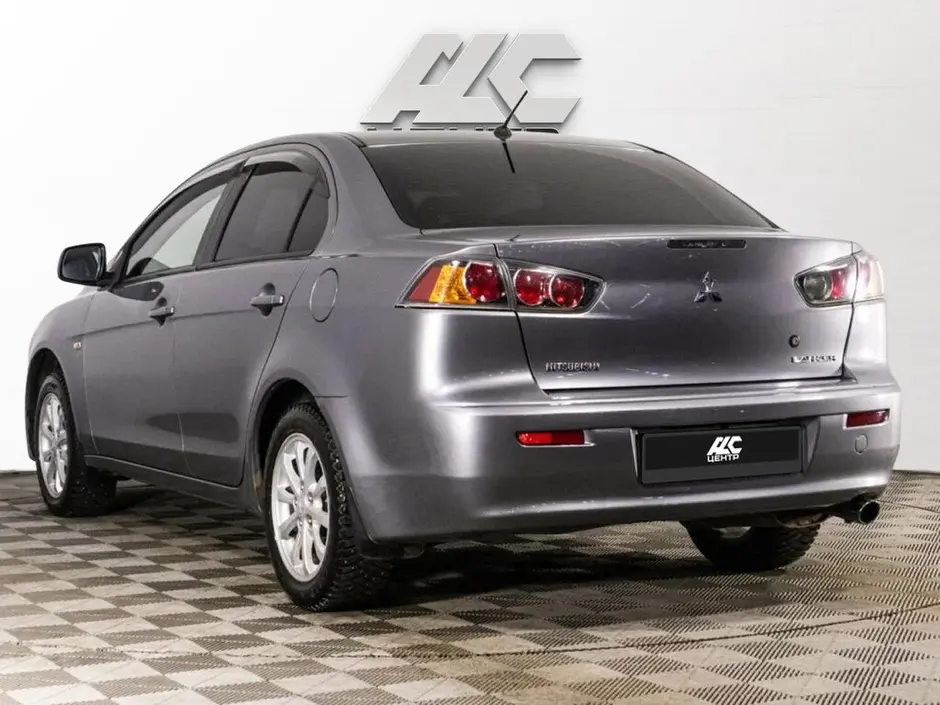 Mitsubishi Lancer