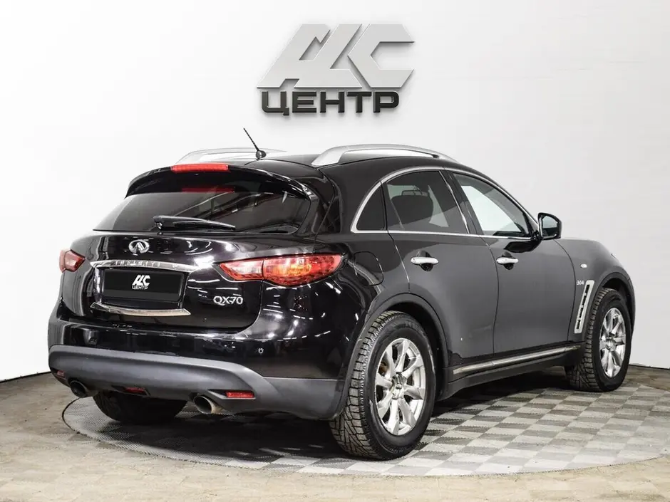 Infiniti QX70