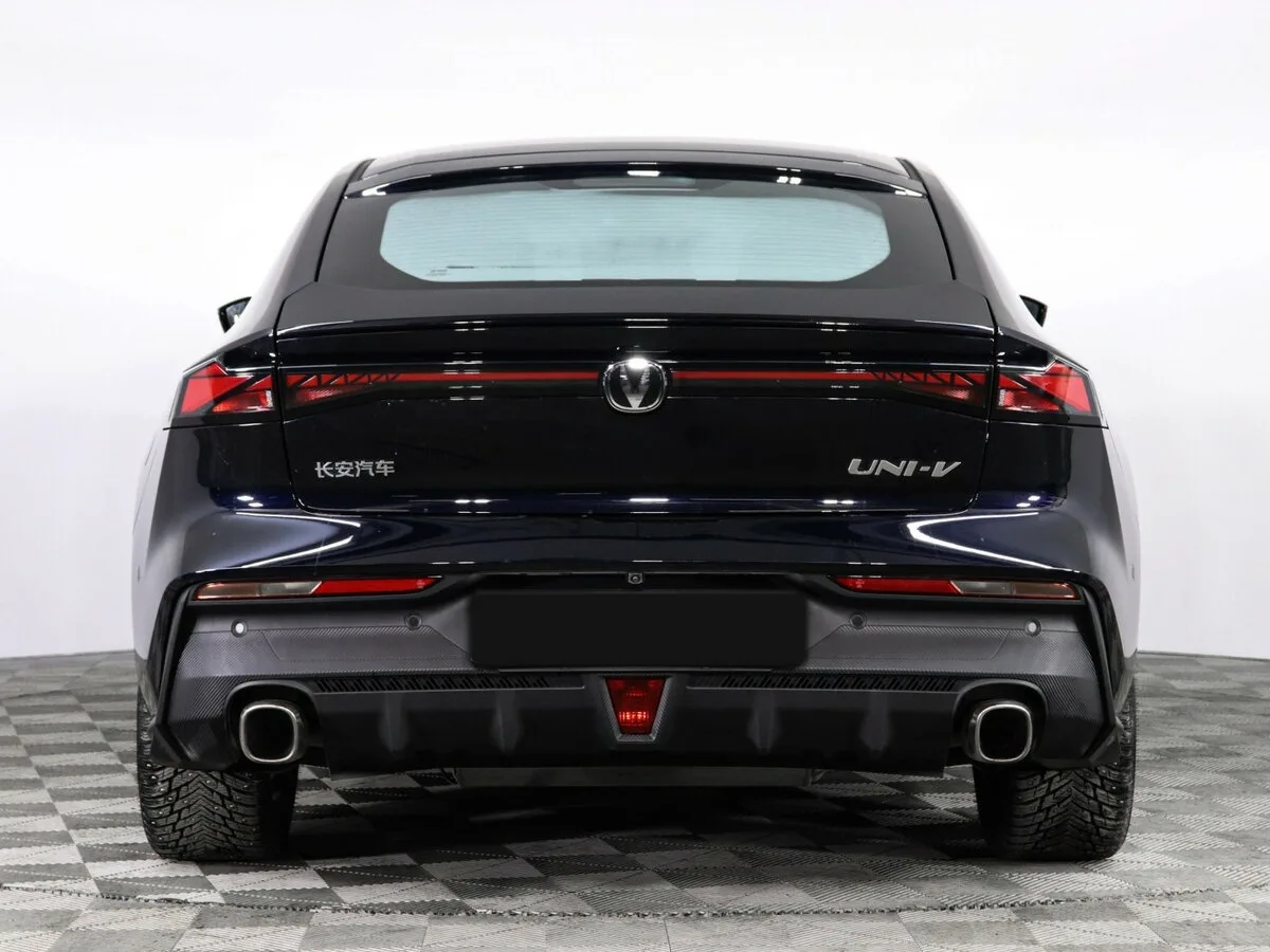 Changan UNI-V