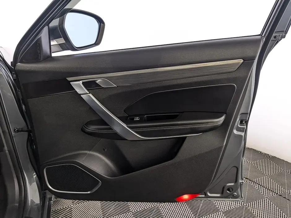Geely Atlas Pro