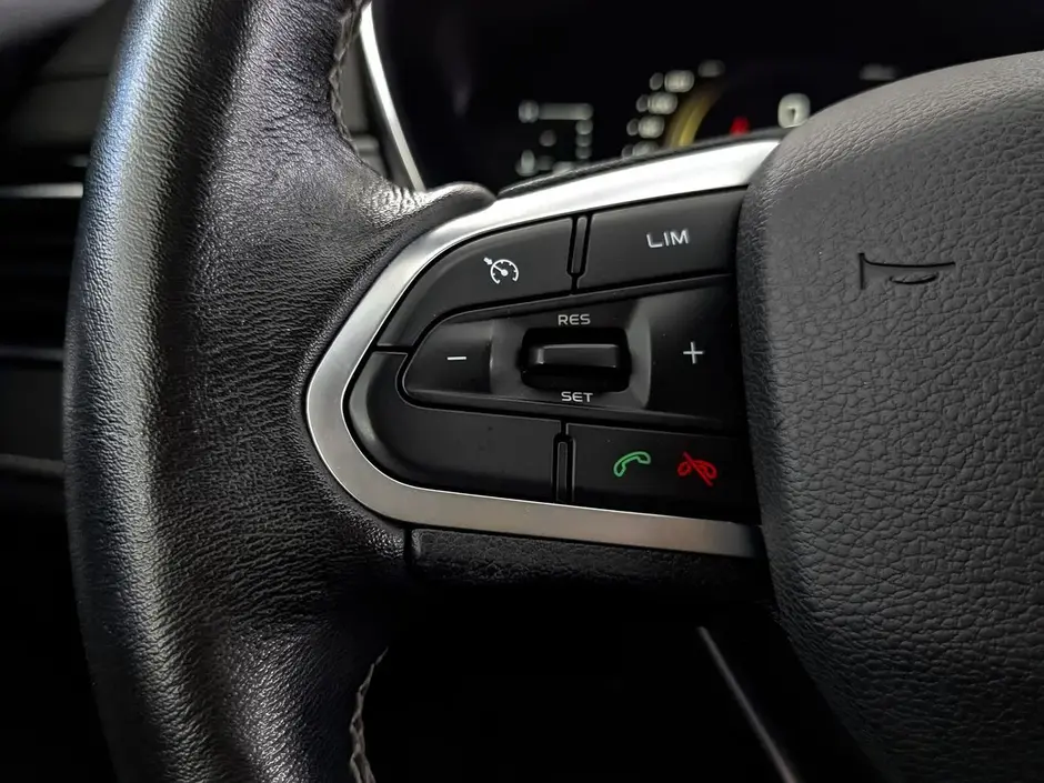 Geely Atlas Pro
