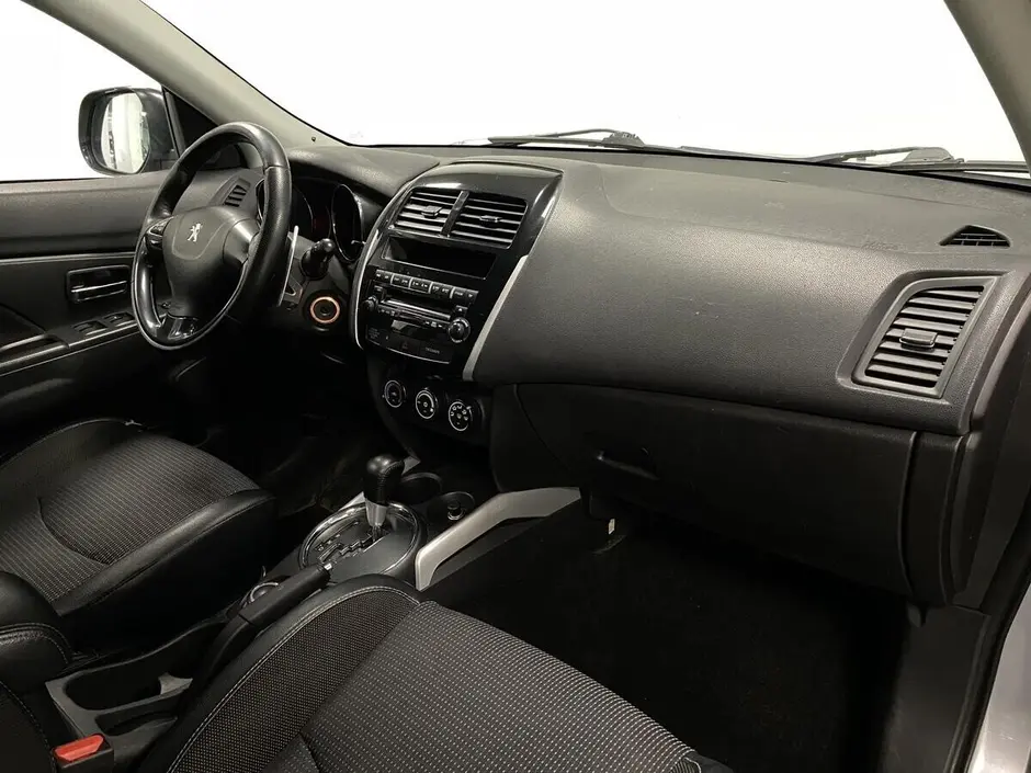 Peugeot 4008