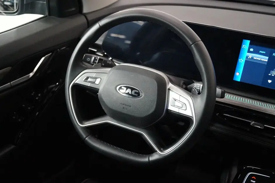 JAC JS6