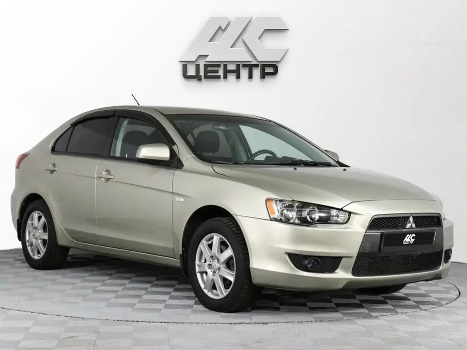 Mitsubishi Lancer
