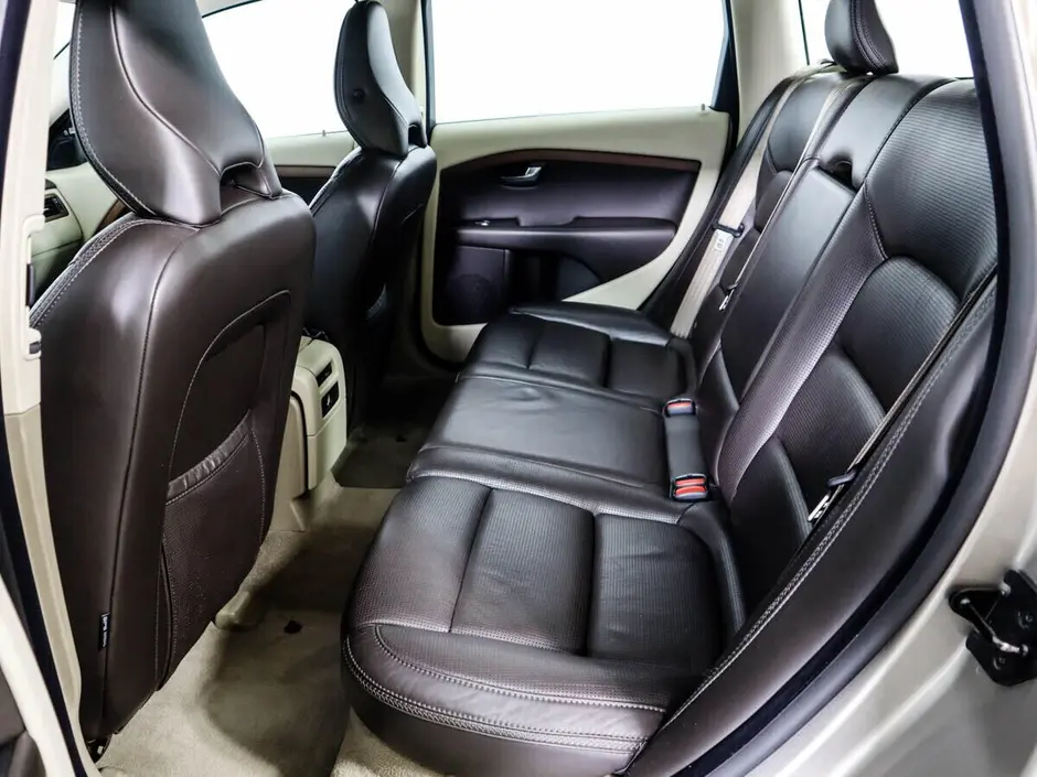 Volvo XC70