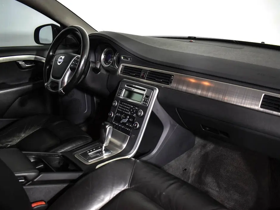 Volvo S80