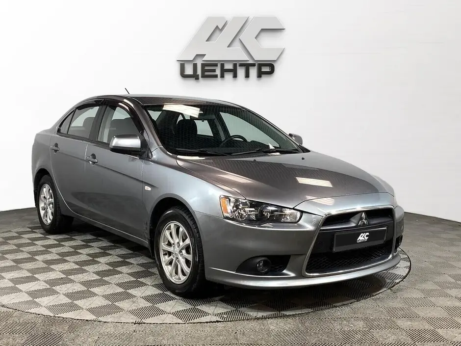 Mitsubishi Lancer