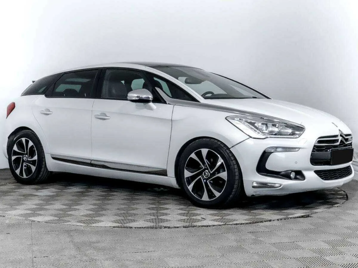 Citroen DS5