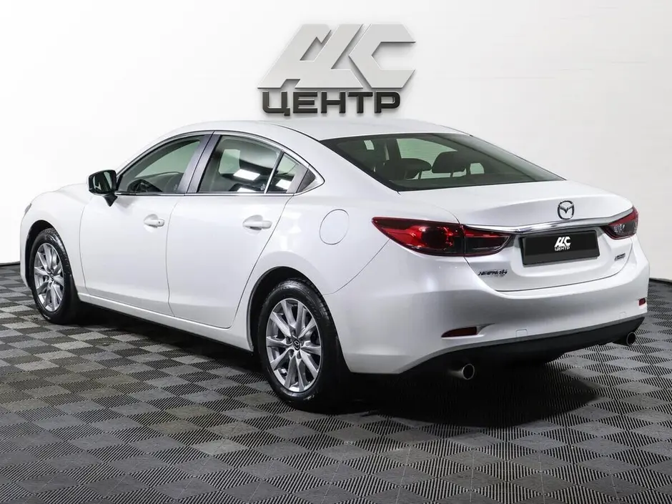 Mazda 6