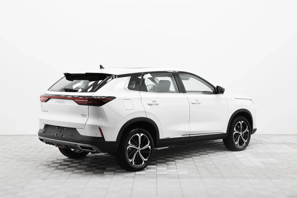 Dongfeng Huge