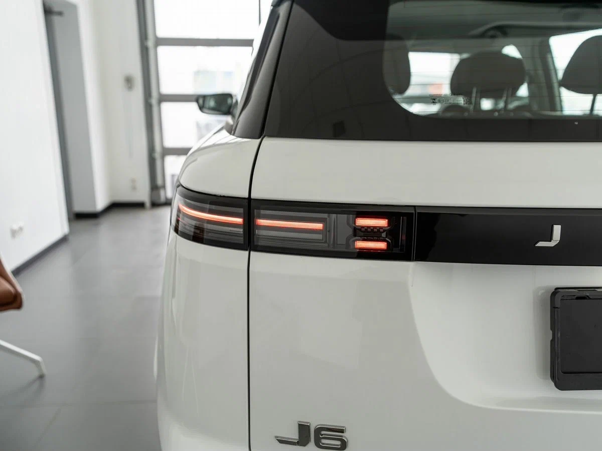 JAECOO J6
