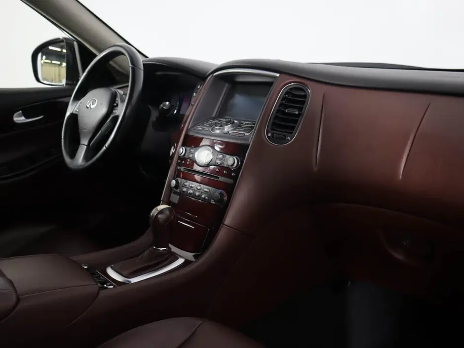 Infiniti QX50