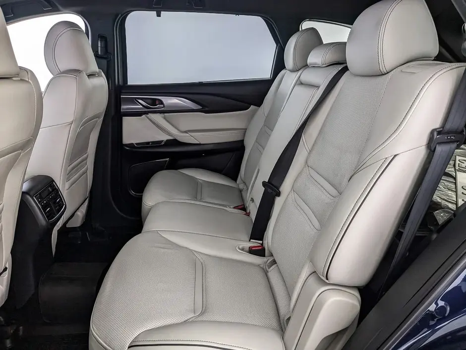 Mazda CX-9