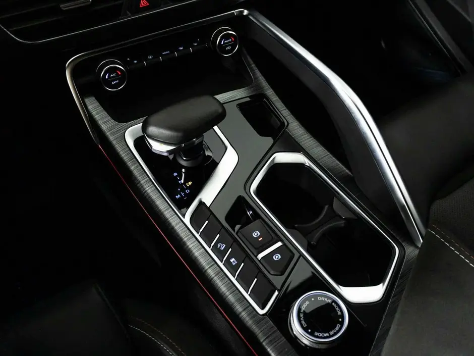 Geely Tugella