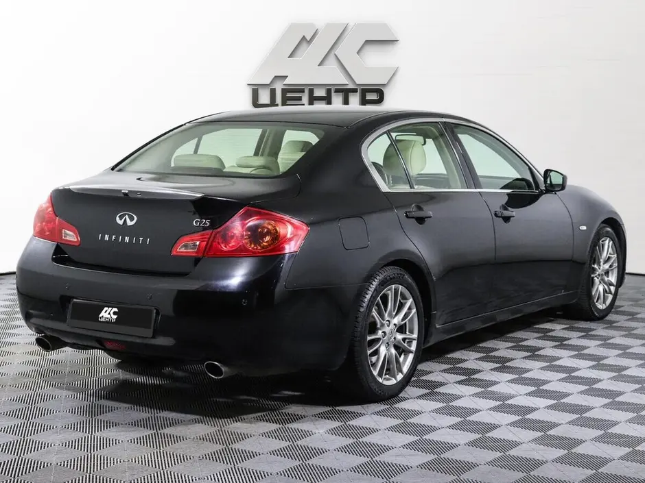 Infiniti G