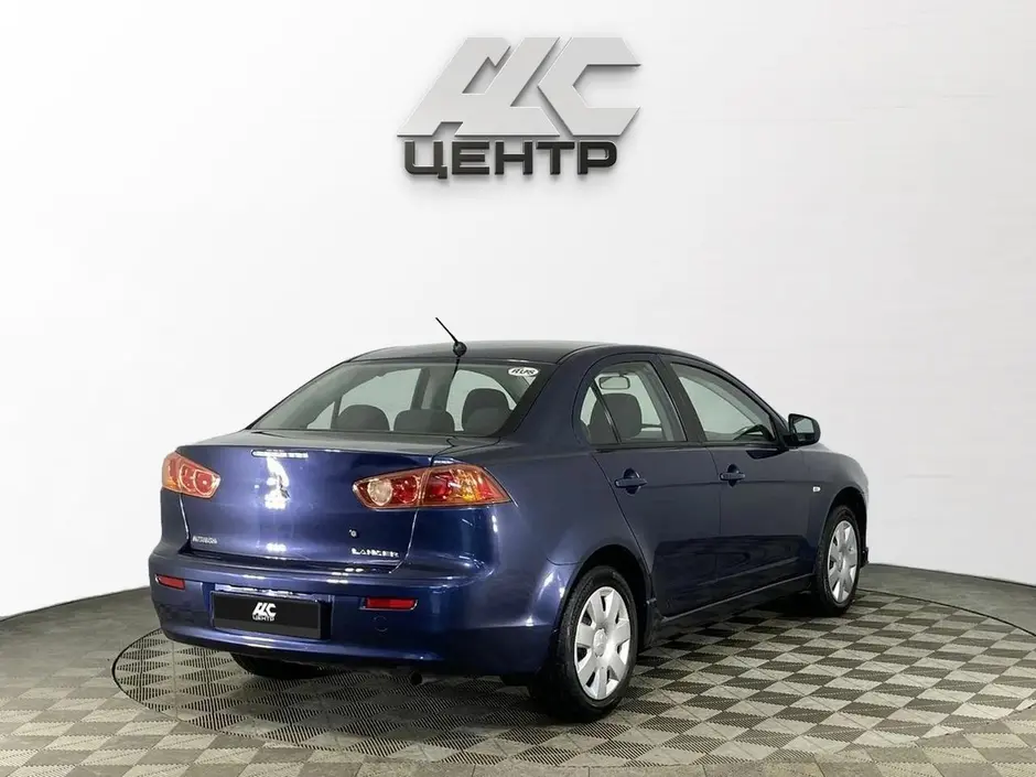 Mitsubishi Lancer