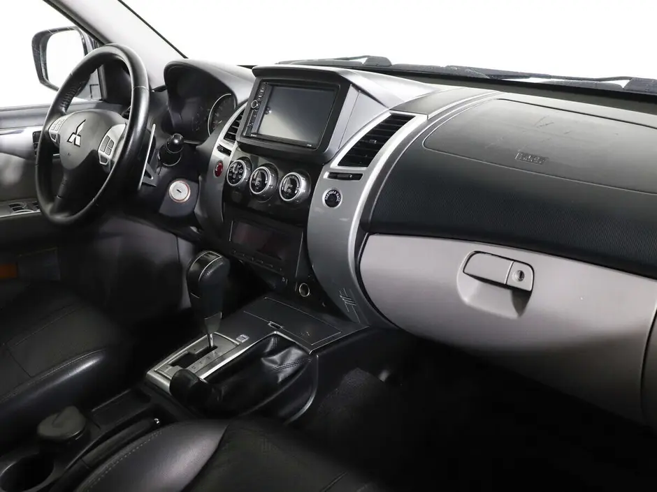 Mitsubishi Pajero Sport