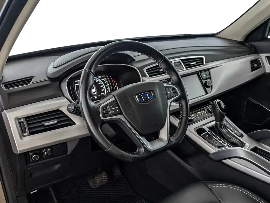 Geely Atlas