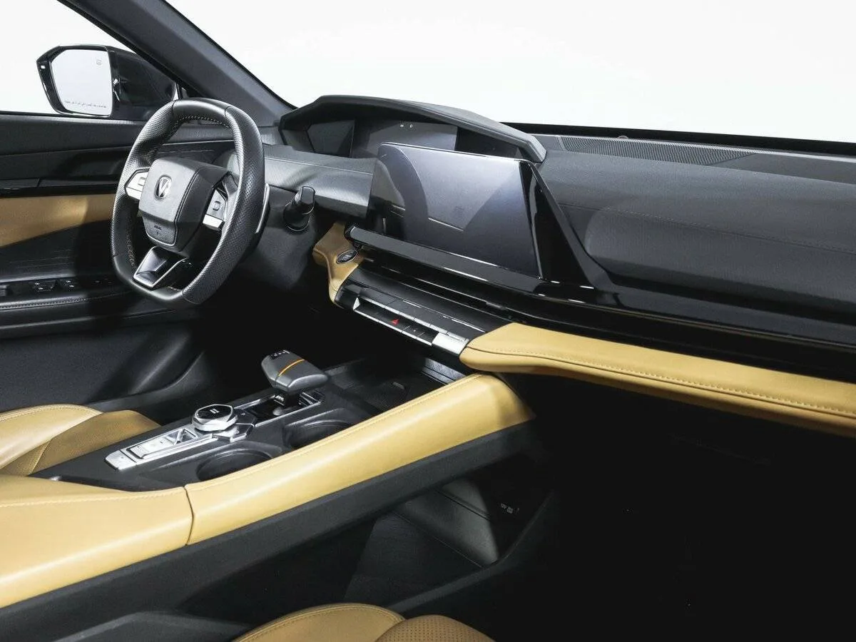Changan UNI-V