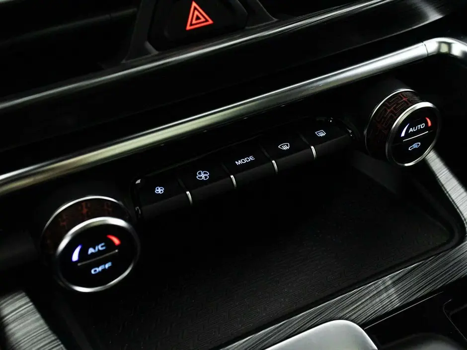 Geely Tugella