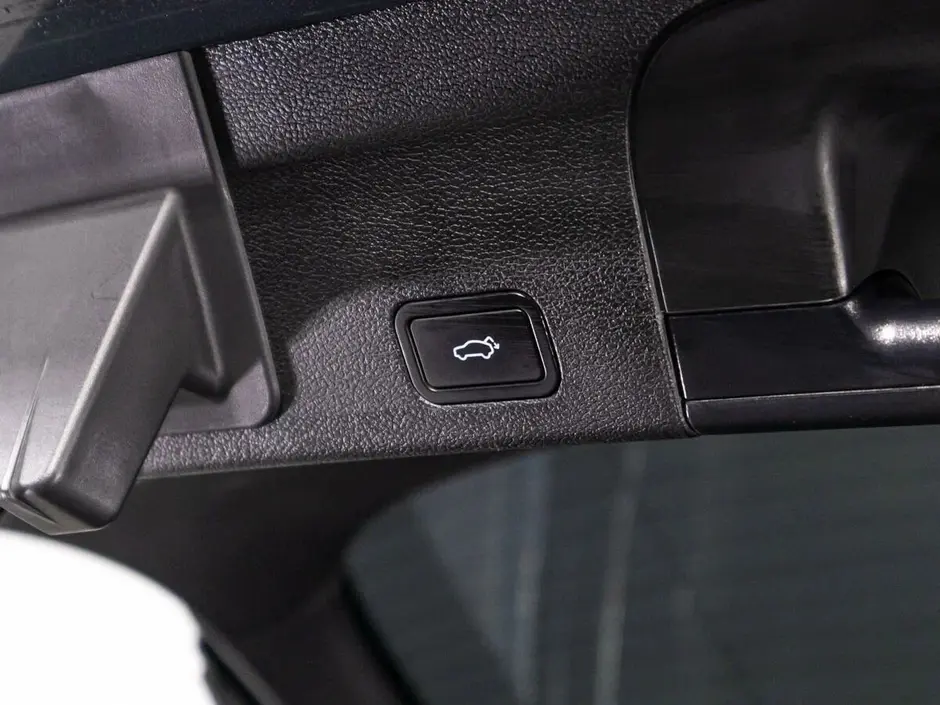 Geely Tugella