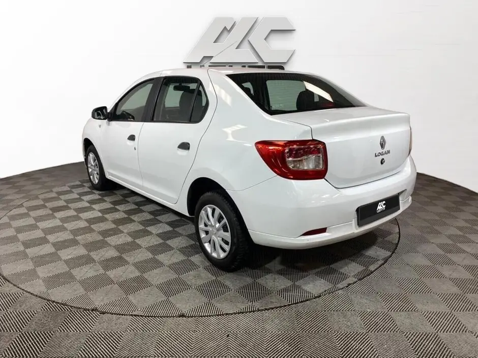 Renault Logan