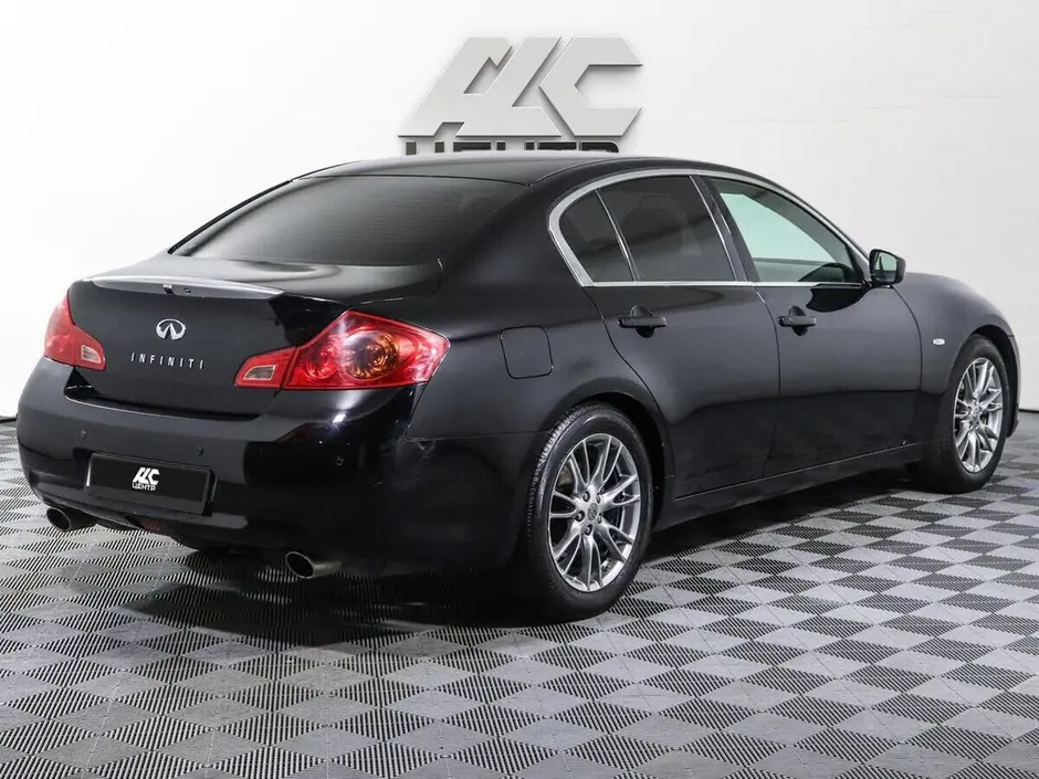 Infiniti G