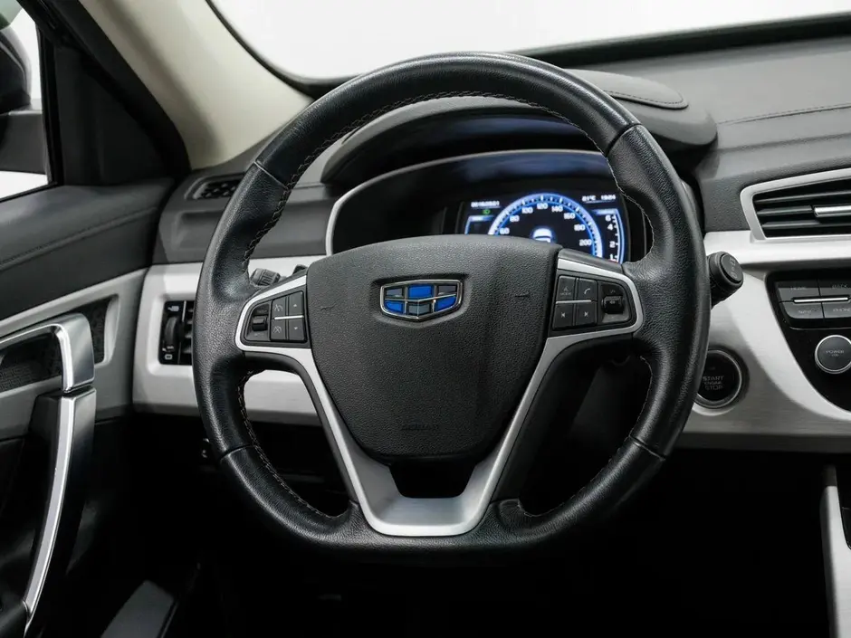 Geely Atlas