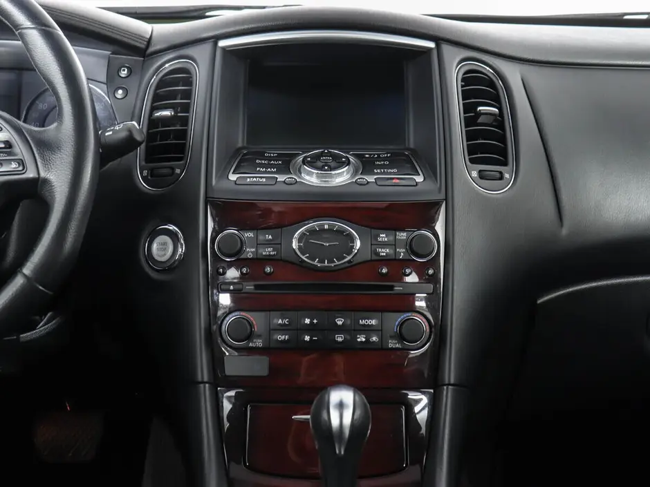 Infiniti QX50