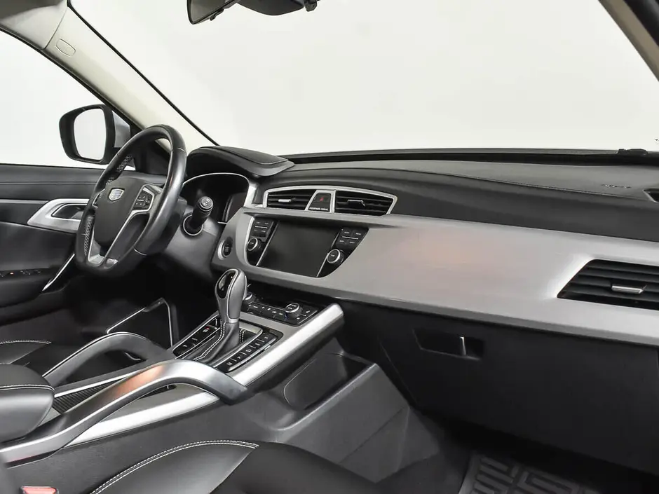 Geely Atlas