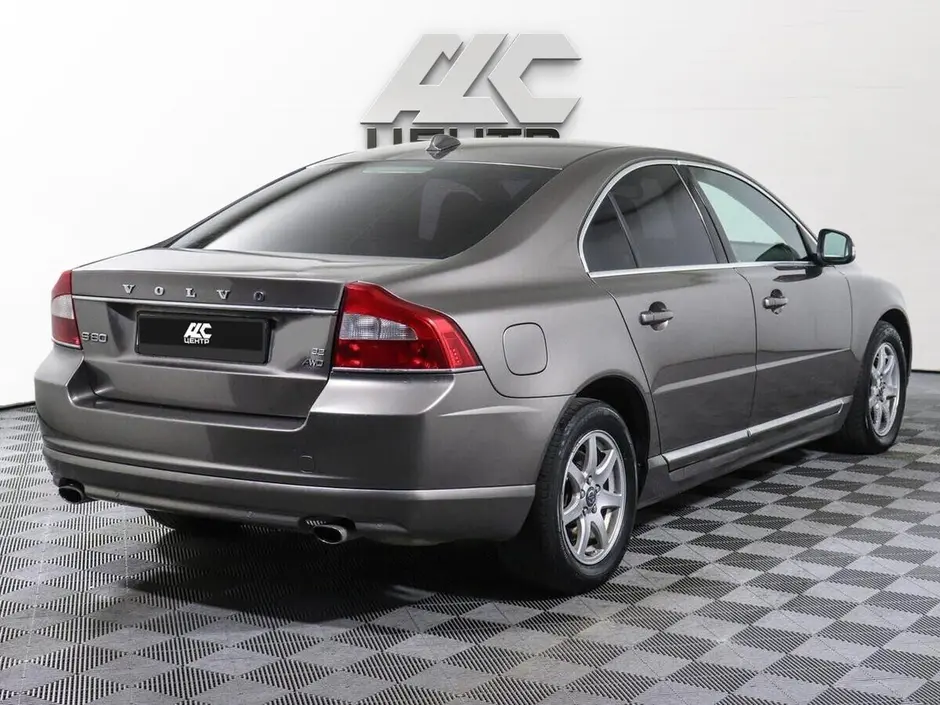 Volvo S80
