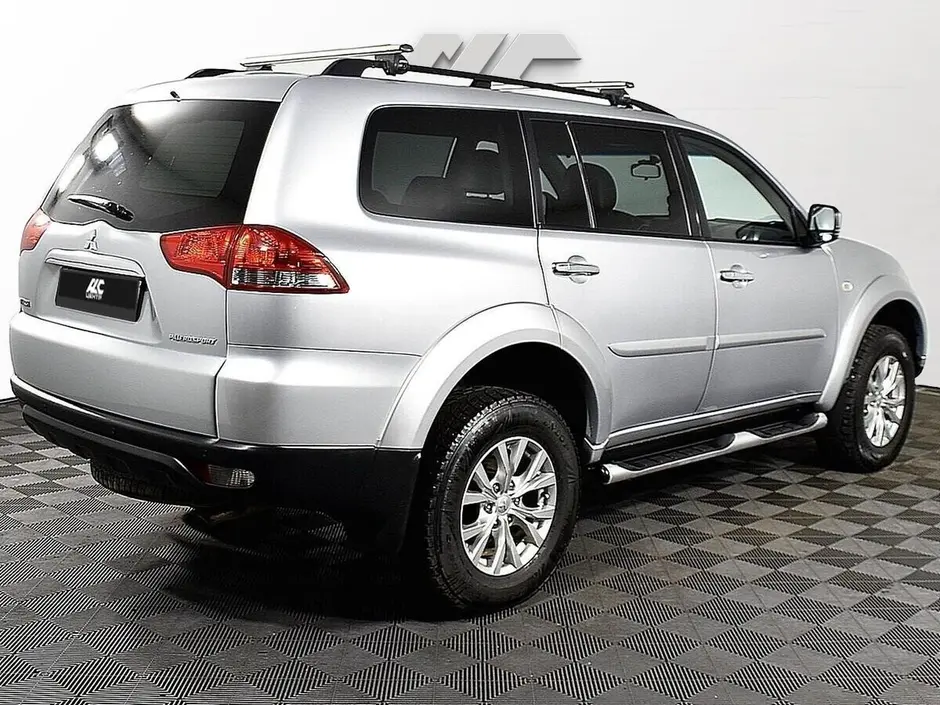 Mitsubishi Pajero Sport
