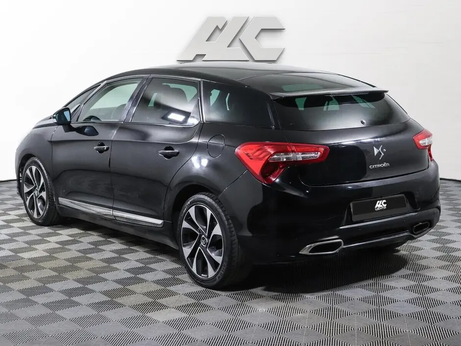 Citroen DS5