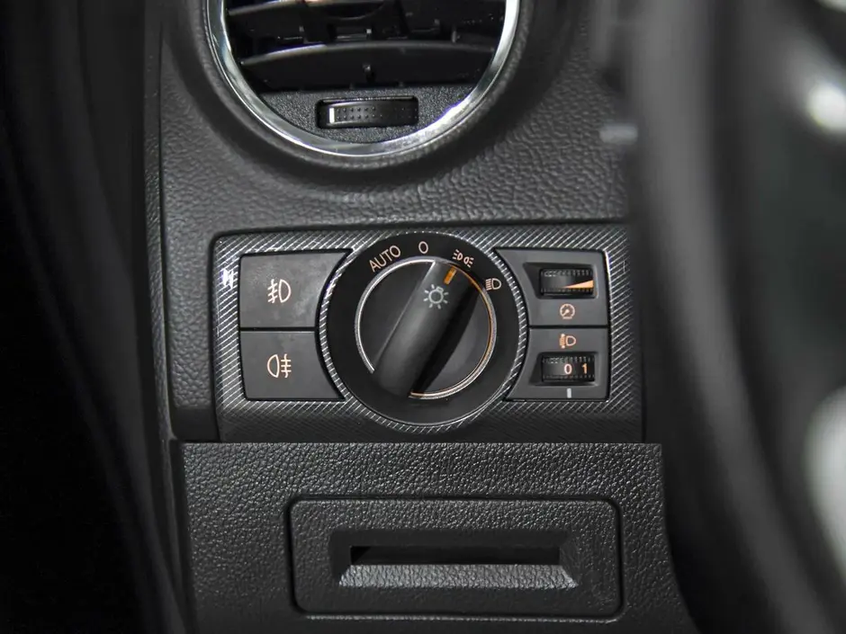 Opel Antara